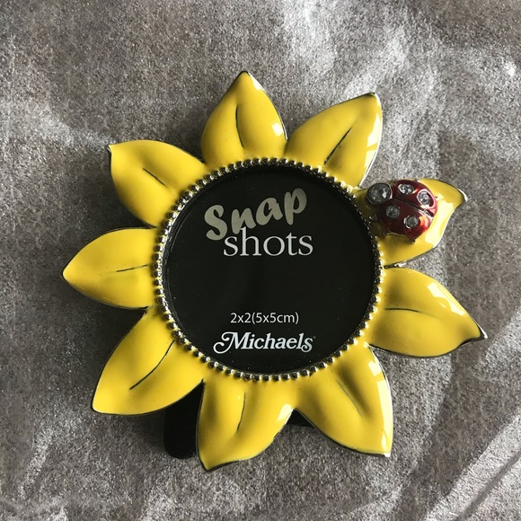 Dainty Sterling Silver Sunflower Ring and Frame - Picture 11 of 12